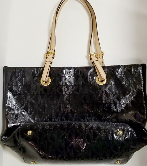 Michael Kors Collection Handbags - Michael Kors MK jet-set black patent tote